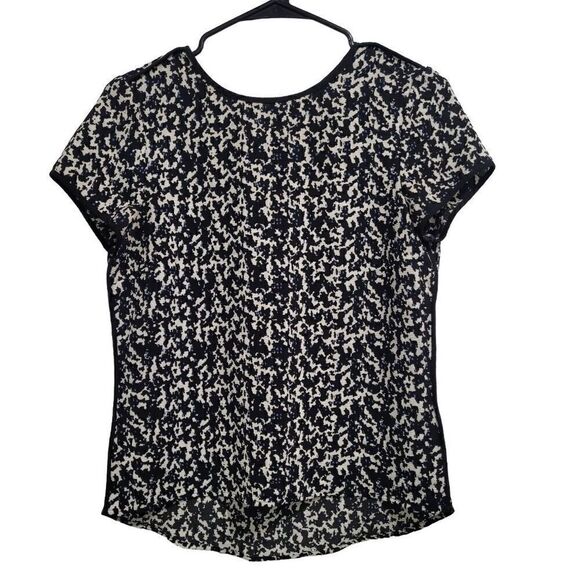 H&M shirt‎ - Picture 1 of 5